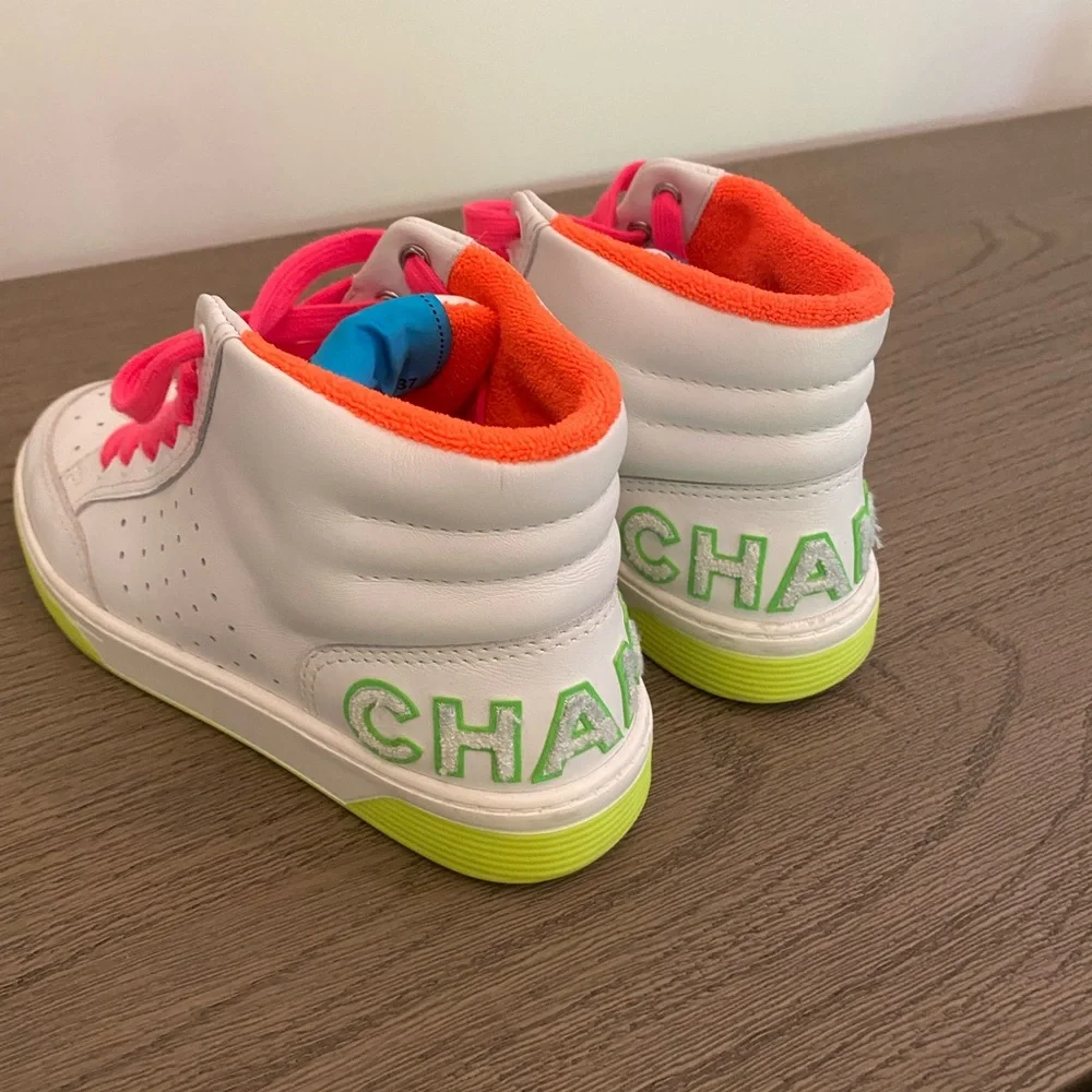 CHANEL 𝘕𝘌𝘖𝘕 High Tops Size 37 - Picture 3 of 4